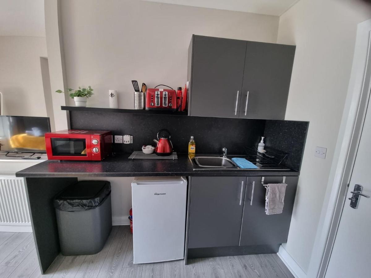 Grey Stone Studio Apartments هاليفاكس المظهر الخارجي الصورة